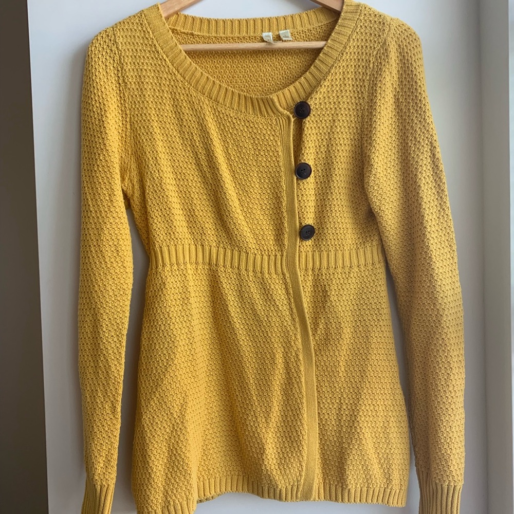 Mustard color sweater
